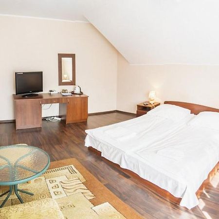 Willa Orfa Bed & Breakfast Nadole  Ngoại thất bức ảnh